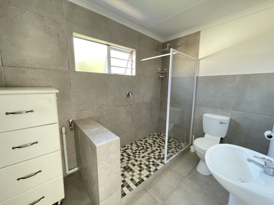 To Let 2 Bedroom Property for Rent in Kidds Beach Eastern Cape